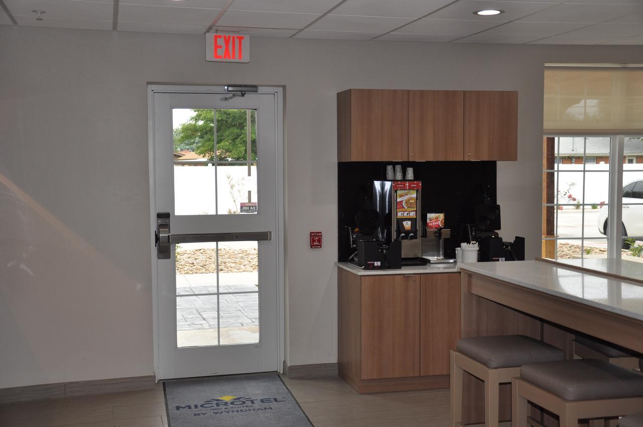 Microtel Inn & Suites By Wyndham Lubbock Exteriér fotografie