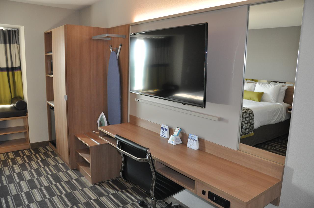 Microtel Inn & Suites By Wyndham Lubbock Exteriér fotografie