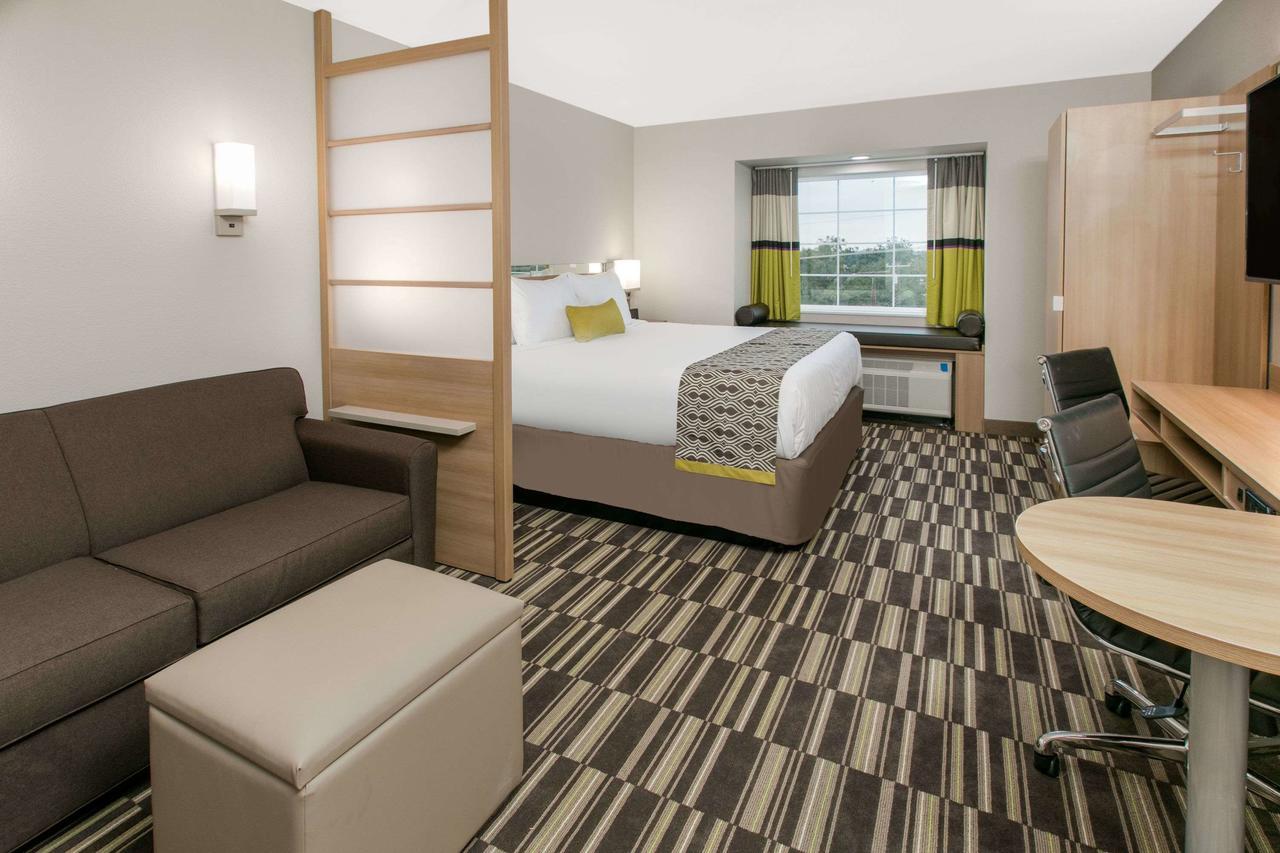 Microtel Inn & Suites By Wyndham Lubbock Exteriér fotografie