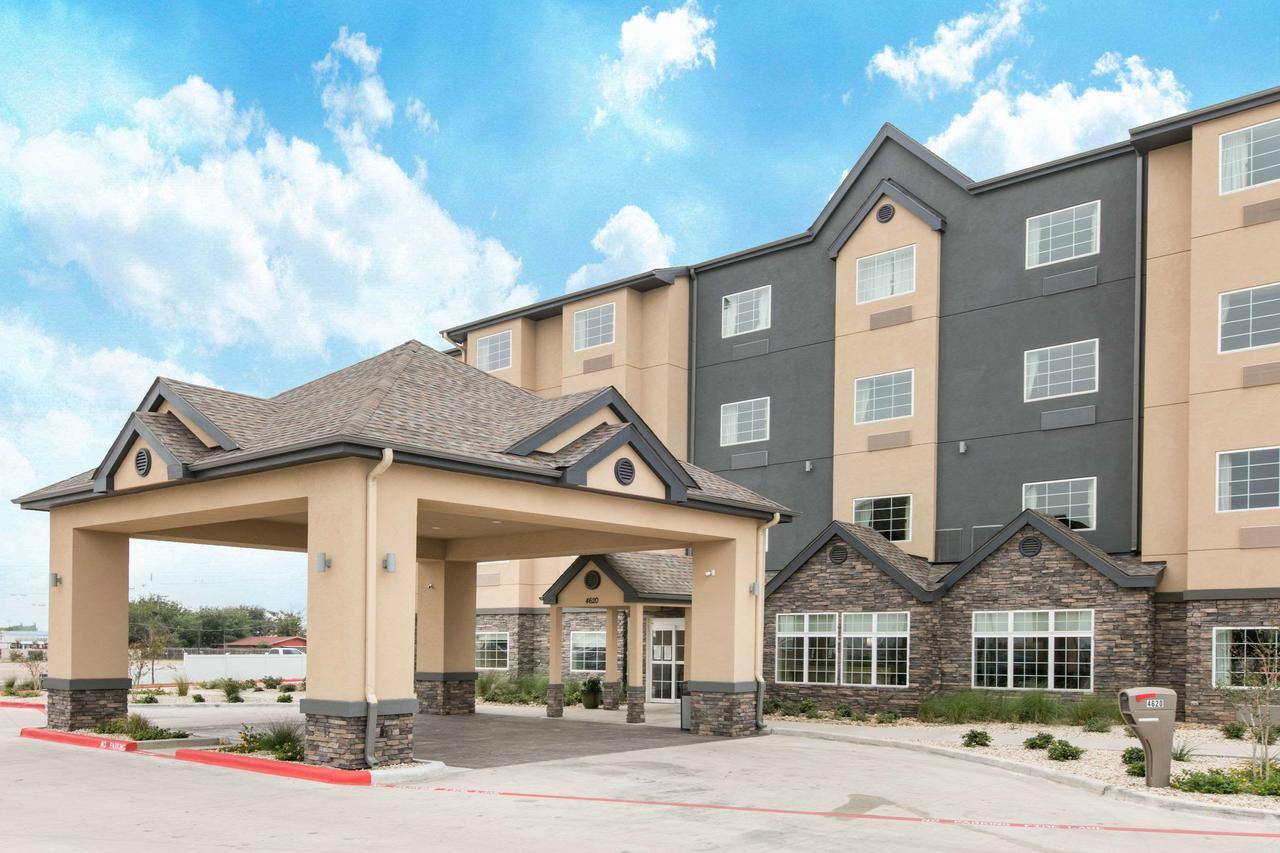 Microtel Inn & Suites By Wyndham Lubbock Exteriér fotografie