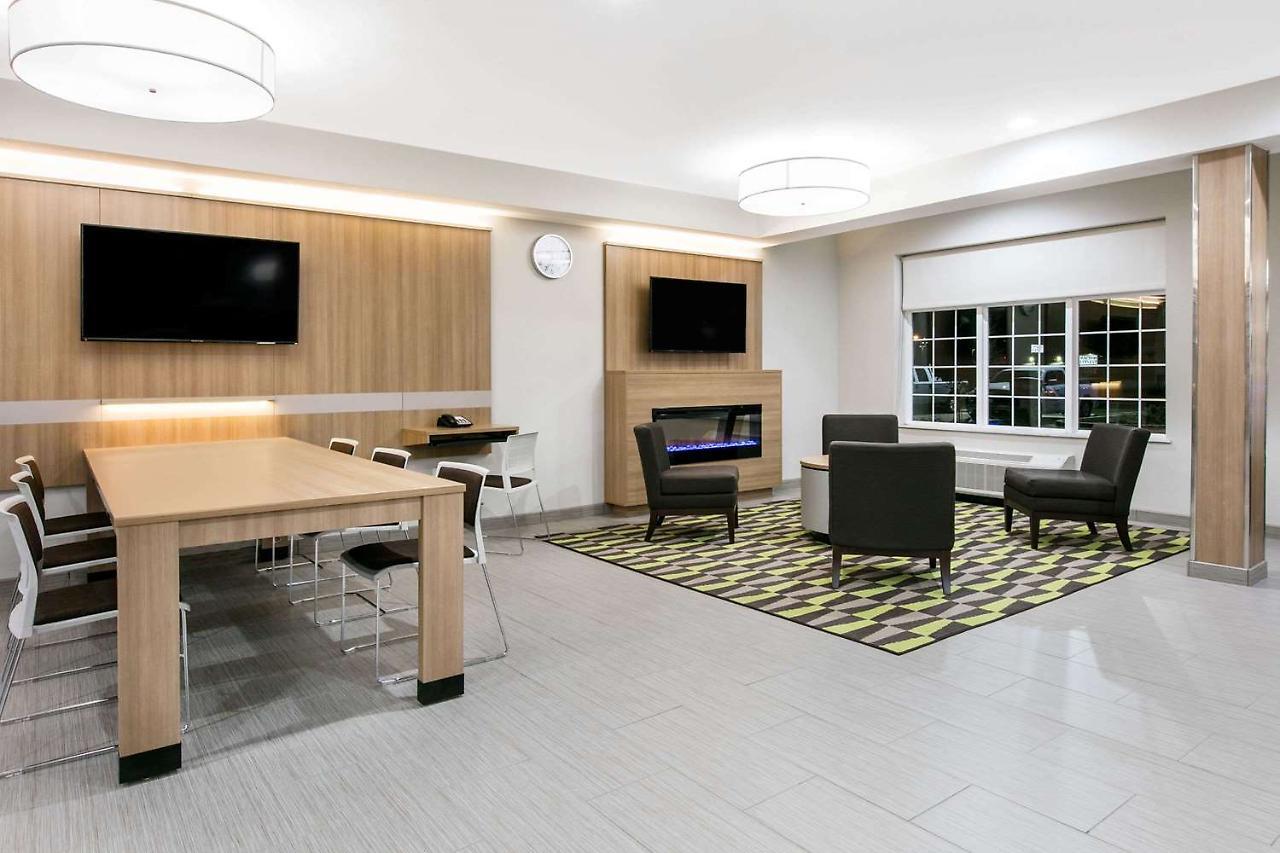 Microtel Inn & Suites By Wyndham Lubbock Exteriér fotografie