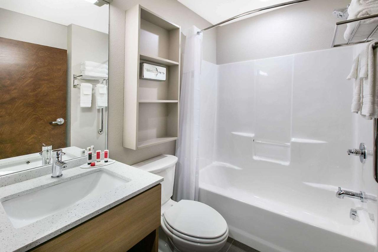 Microtel Inn & Suites By Wyndham Lubbock Exteriér fotografie